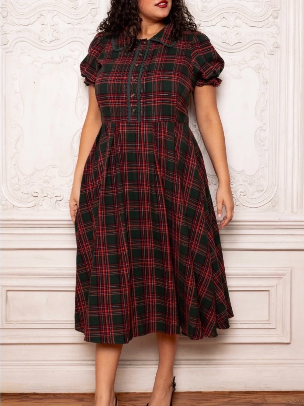 Ivy City Co Sophia Red and Green Holiday Plaid Midi Dress